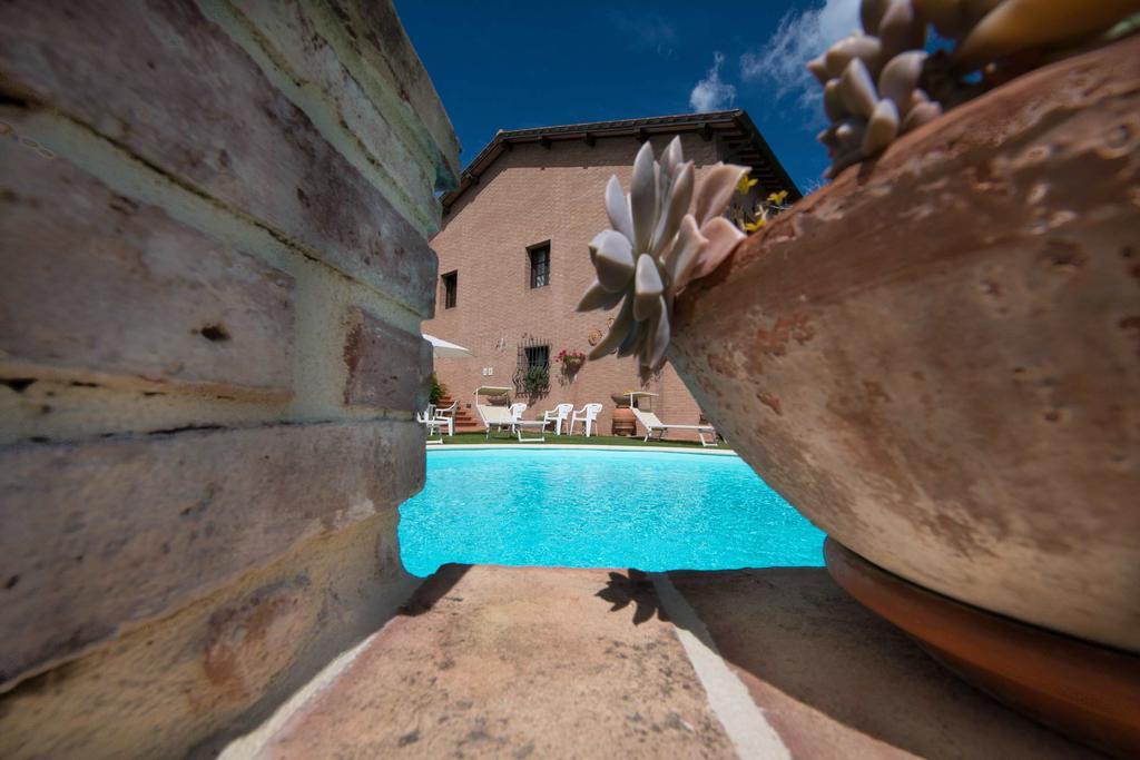 Апартаменты Casa Lari Сан-Джиминьяно Экстерьер фото
