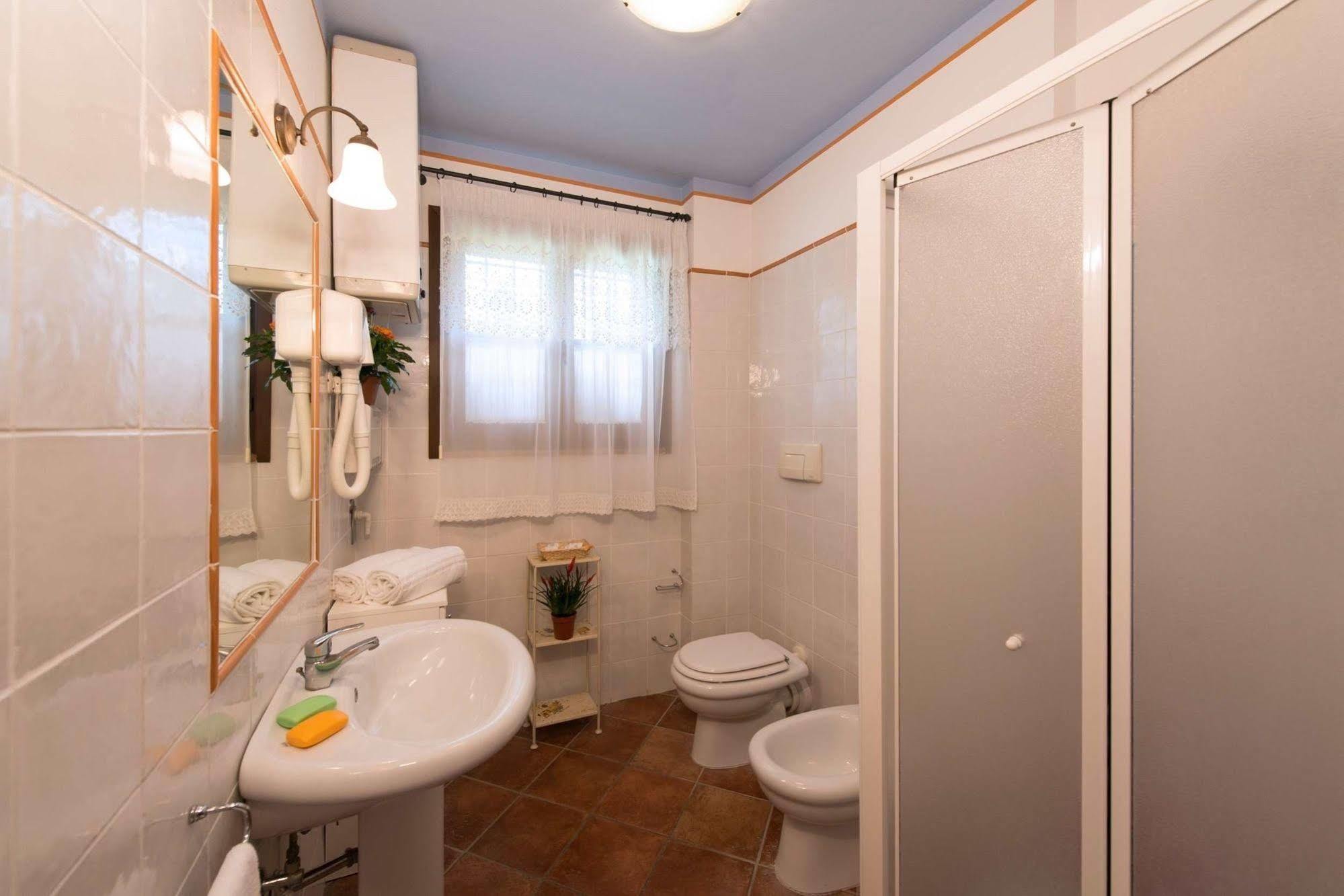 Апартаменты Casa Lari Сан-Джиминьяно Экстерьер фото