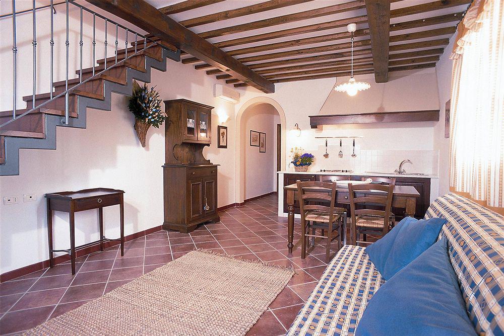 Апартаменты Casa Lari Сан-Джиминьяно Экстерьер фото